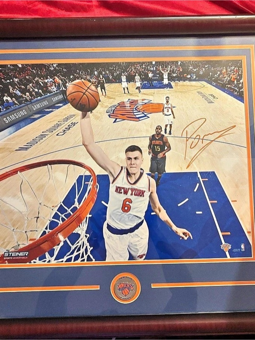 Steiner Sports Kristaps Porzingis Signed Dunking vs. Hawks 16x20 Metallic Photo